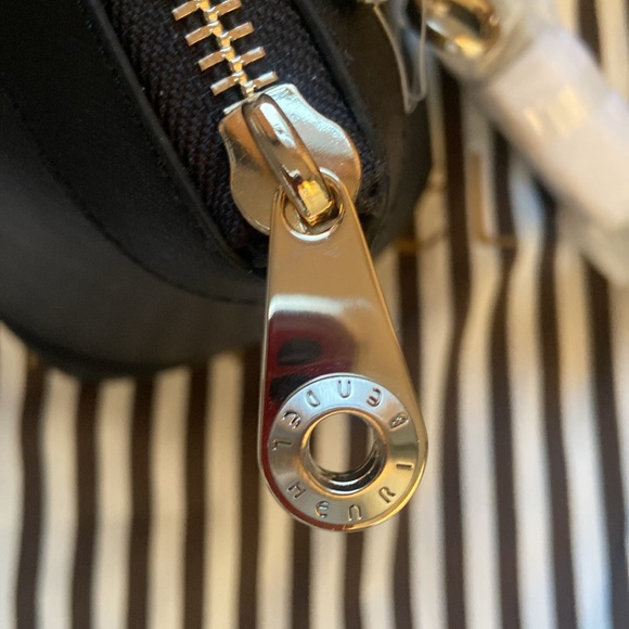 NWT Henri Bendel West 57th Satchel - Picture 5 of 9